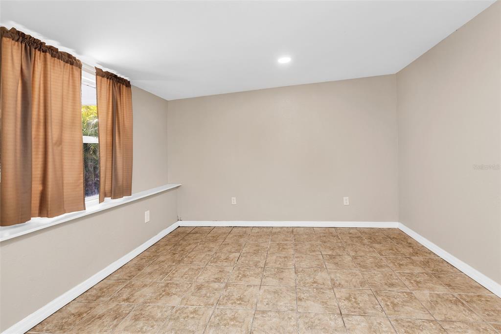 2209 Woodmere Road Venice, FL 34293 - Photo 19 of 32