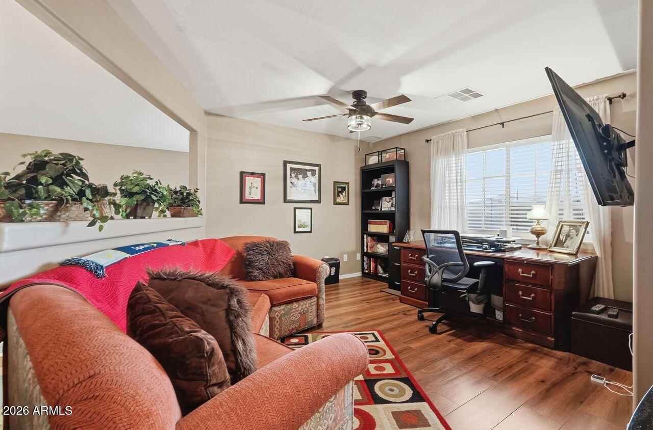 15638 West Redfield Road Surprise, AZ 85379 - Photo 29 of 38 041_ListerPros