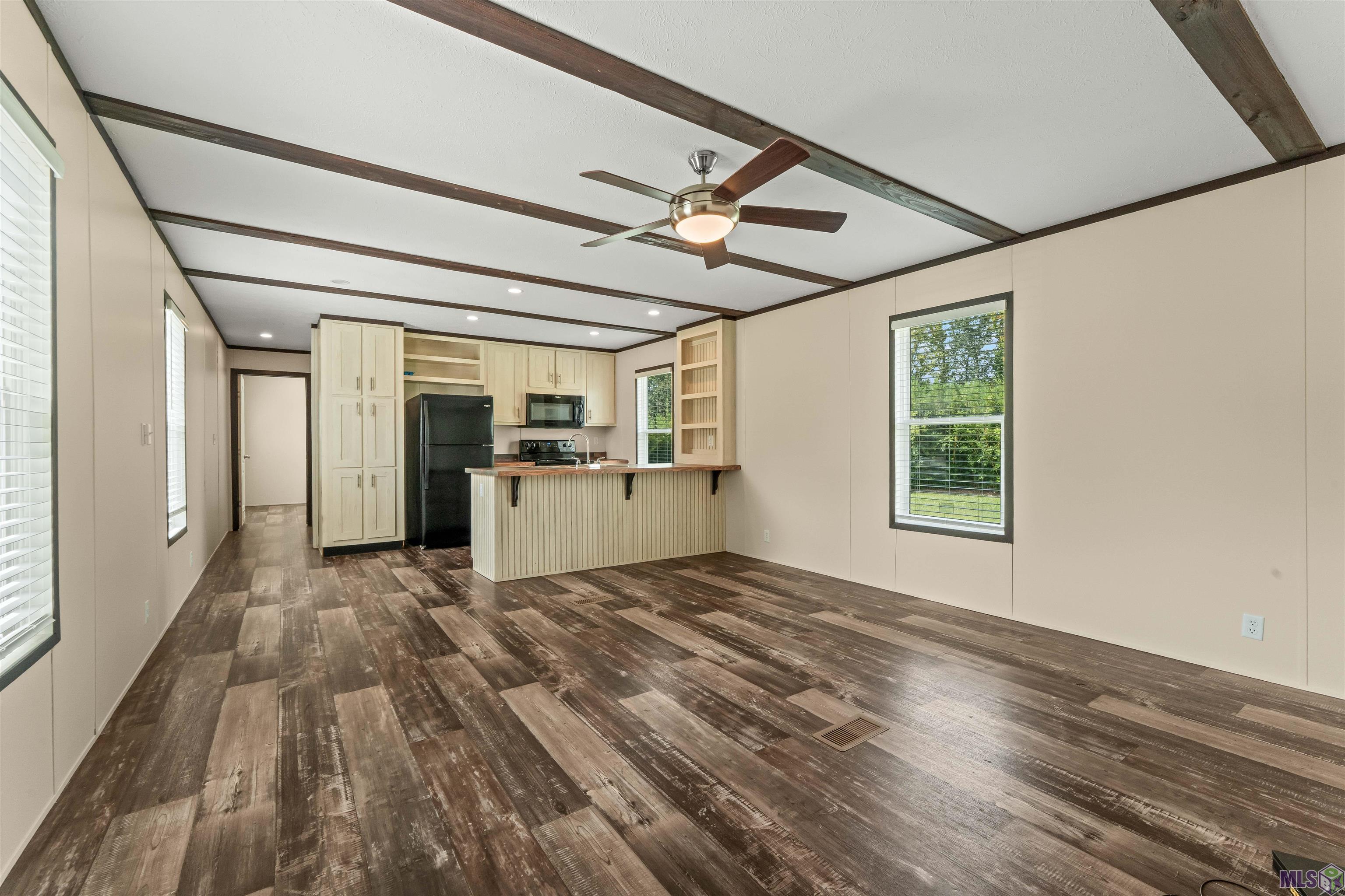 12507 Hebert Road Gonzales, LA 70737 - Photo 3 of 17 Gallery Image 3