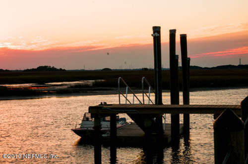 10 Fort George Road Jacksonville, FL 32226 - Photo 6 of 18 Room for your boat!