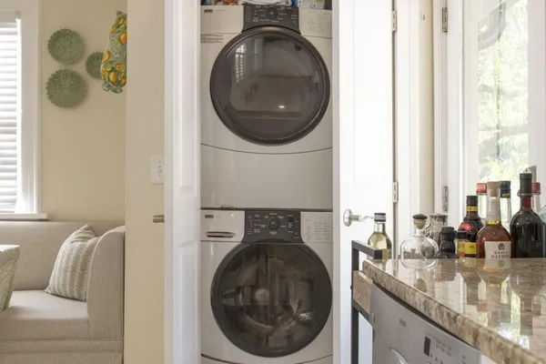 $5,499 | 801 Durant Place Northeast, Atlanta, GA 30308