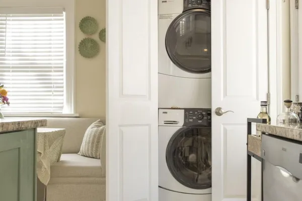 $5,499 | 801 Durant Place Northeast, Atlanta, GA 30308