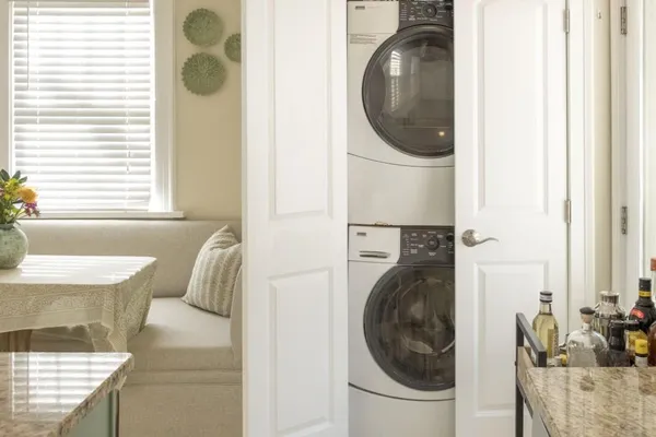 $5,499 | 801 Durant Place Northeast, Atlanta, GA 30308