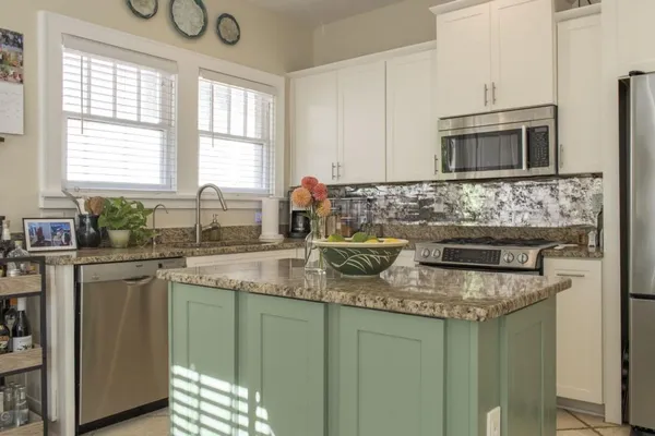 $5,499 | 801 Durant Place Northeast, Atlanta, GA 30308