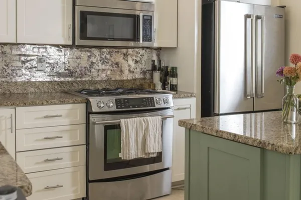 $5,499 | 801 Durant Place Northeast, Atlanta, GA 30308