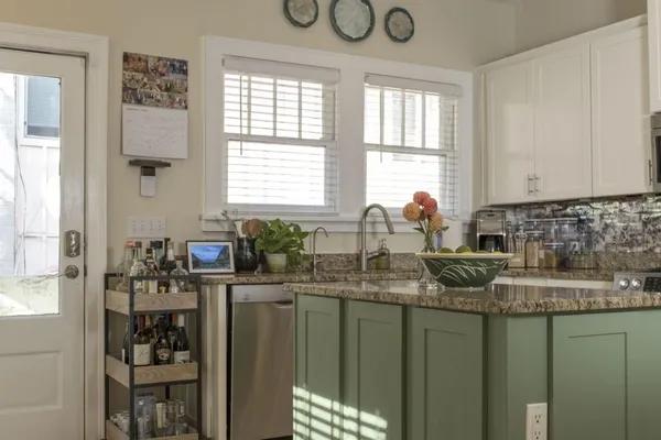 $5,499 | 801 Durant Place Northeast, Atlanta, GA 30308