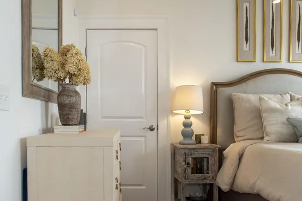 $5,499 | 801 Durant Place Northeast, Atlanta, GA 30308