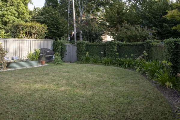 $5,499 | 801 Durant Place Northeast, Atlanta, GA 30308