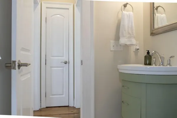 $5,499 | 801 Durant Place Northeast, Atlanta, GA 30308