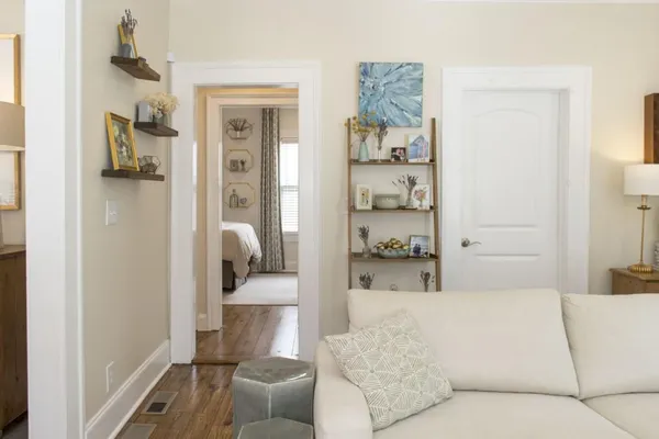 $5,499 | 801 Durant Place Northeast, Atlanta, GA 30308