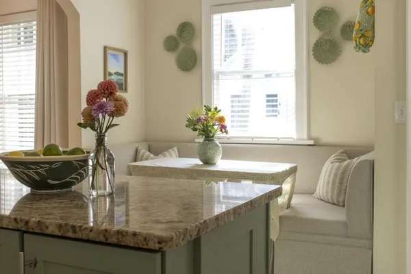 $5,499 | 801 Durant Place Northeast, Atlanta, GA 30308