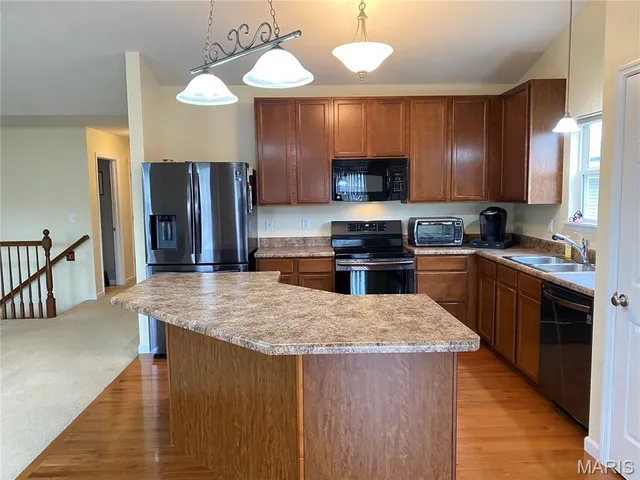 $340,000 | 809 Saybrook Falls Drive, Fairview Heights, IL 62208