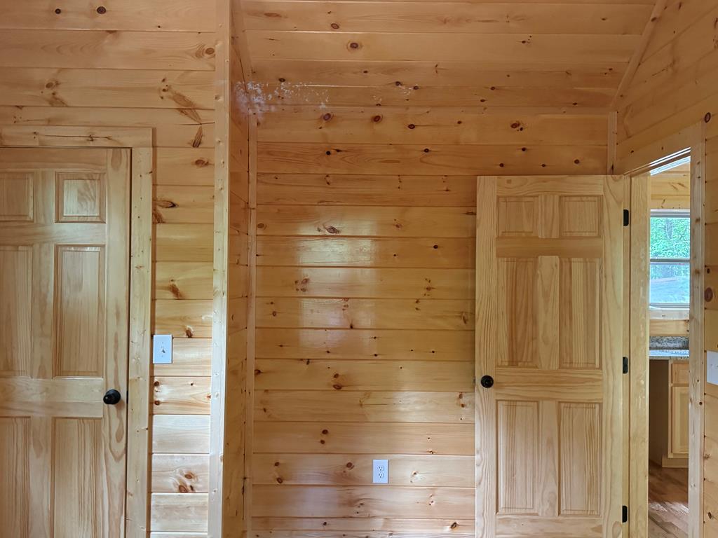 393 Martins Creek Ridge Road Murphy, NC 28906 - Photo 7 of 10 Gallery Image 7
