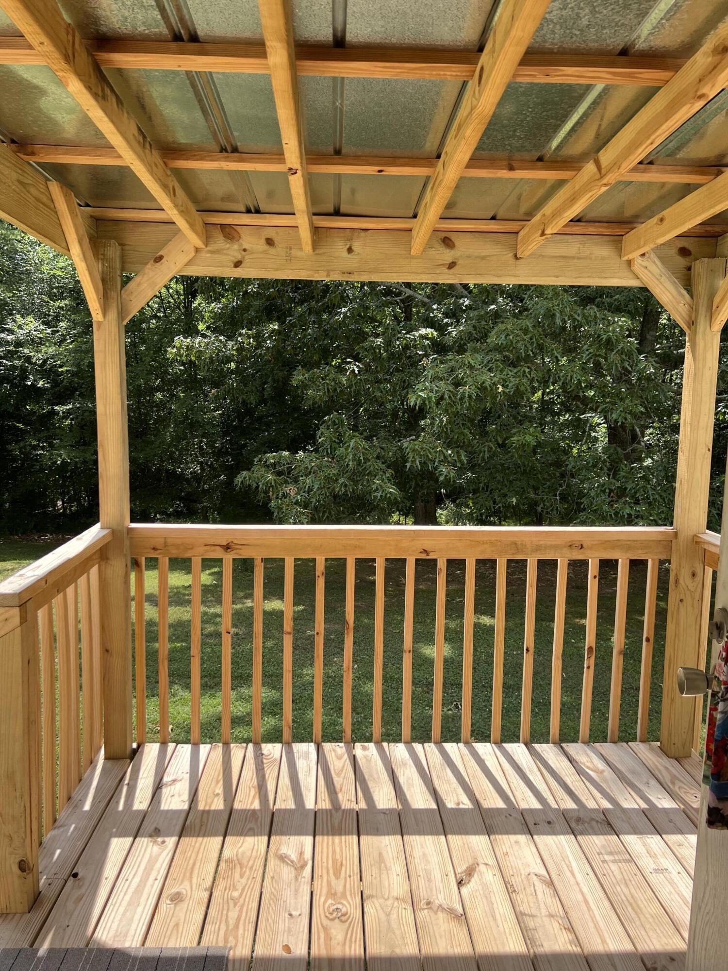 586 Ridgeview Circle Chatsworth, GA 30705 - Photo 6 of 6 a view of a roof deck