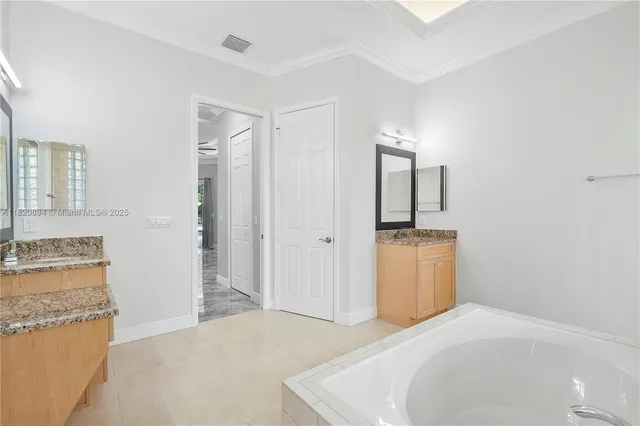 $1,800,000 | 17038 61st Place North, Loxahatchee, FL 33470