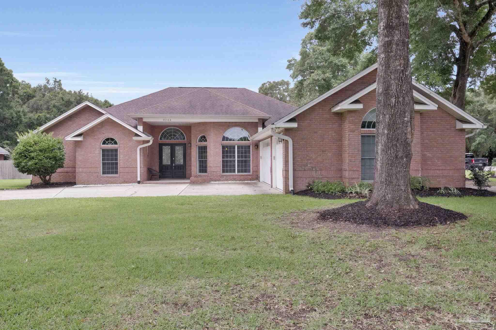 9244 Bell Ridge Drive Pensacola, FL 32526 - Photo 2 of 58