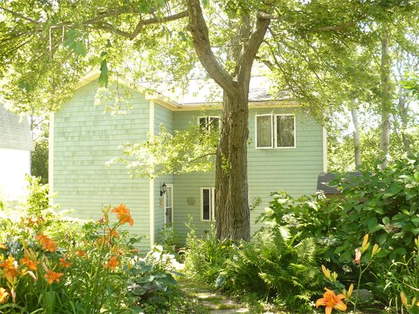 57 Sherbrook Road Dartmouth, MA 02747 - Photo 1 of 9 Gallery Image 1