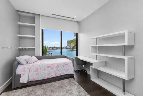 $14,500,000 | 16470 Northeast 30th Avenue, North Miami Beach, FL 33160