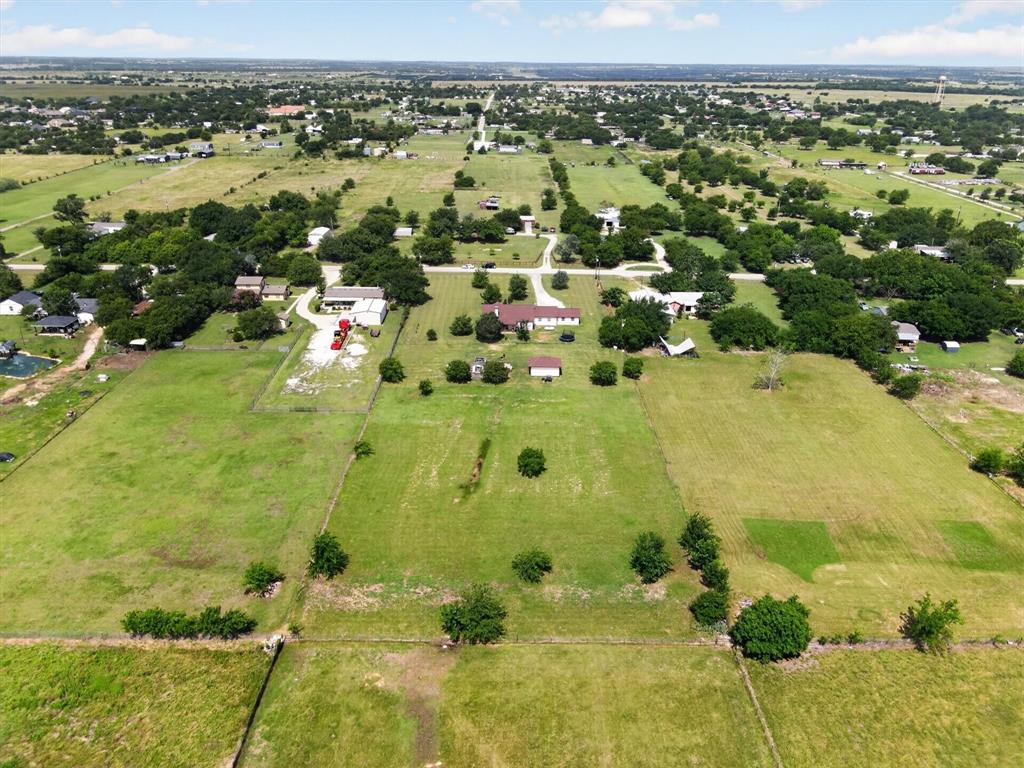 1958 Crockett Road Sanger, TX 76266 - Photo 32 of 35