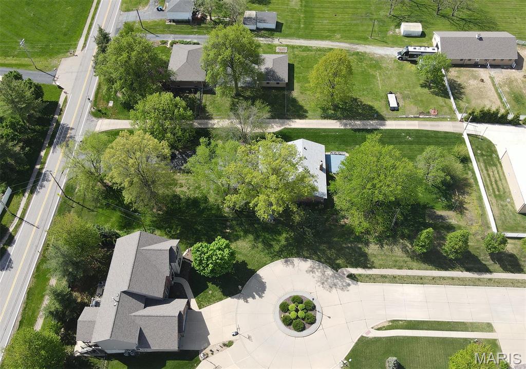 6515 Christopher Drive St. Louis, MO 63129 - Photo 13 of 61