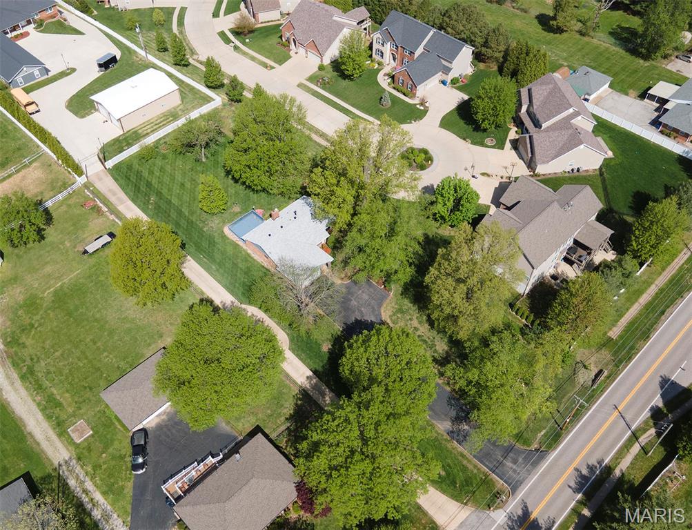 6515 Christopher Drive St. Louis, MO 63129 - Photo 14 of 61