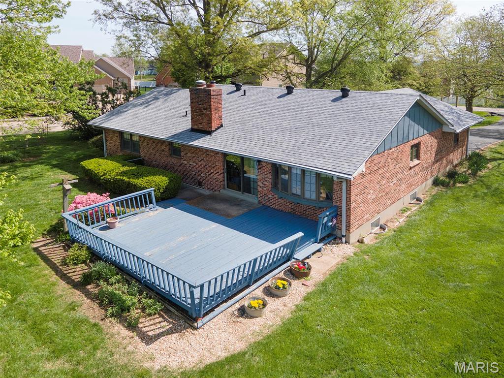 6515 Christopher Drive St. Louis, MO 63129 - Photo 16 of 61