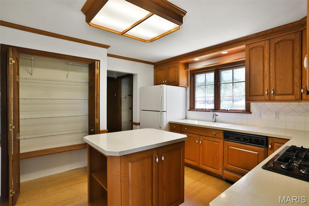 6515 Christopher Drive St. Louis, MO 63129 - Photo 32 of 61