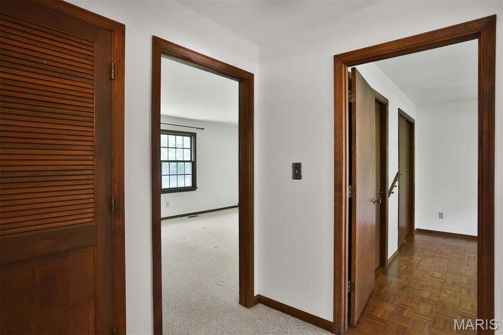 6515 Christopher Drive St. Louis, MO 63129 - Photo 36 of 61