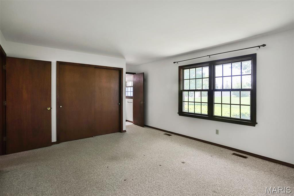 6515 Christopher Drive St. Louis, MO 63129 - Photo 38 of 61