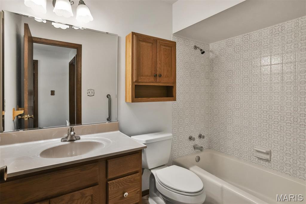 6515 Christopher Drive St. Louis, MO 63129 - Photo 47 of 61