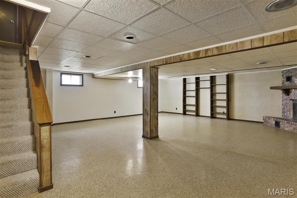 6515 Christopher Drive St. Louis, MO 63129 - Photo 48 of 61