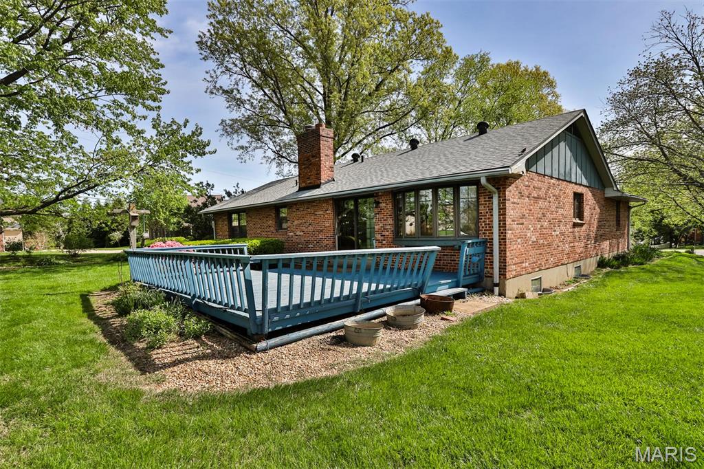 6515 Christopher Drive St. Louis, MO 63129 - Photo 7 of 61