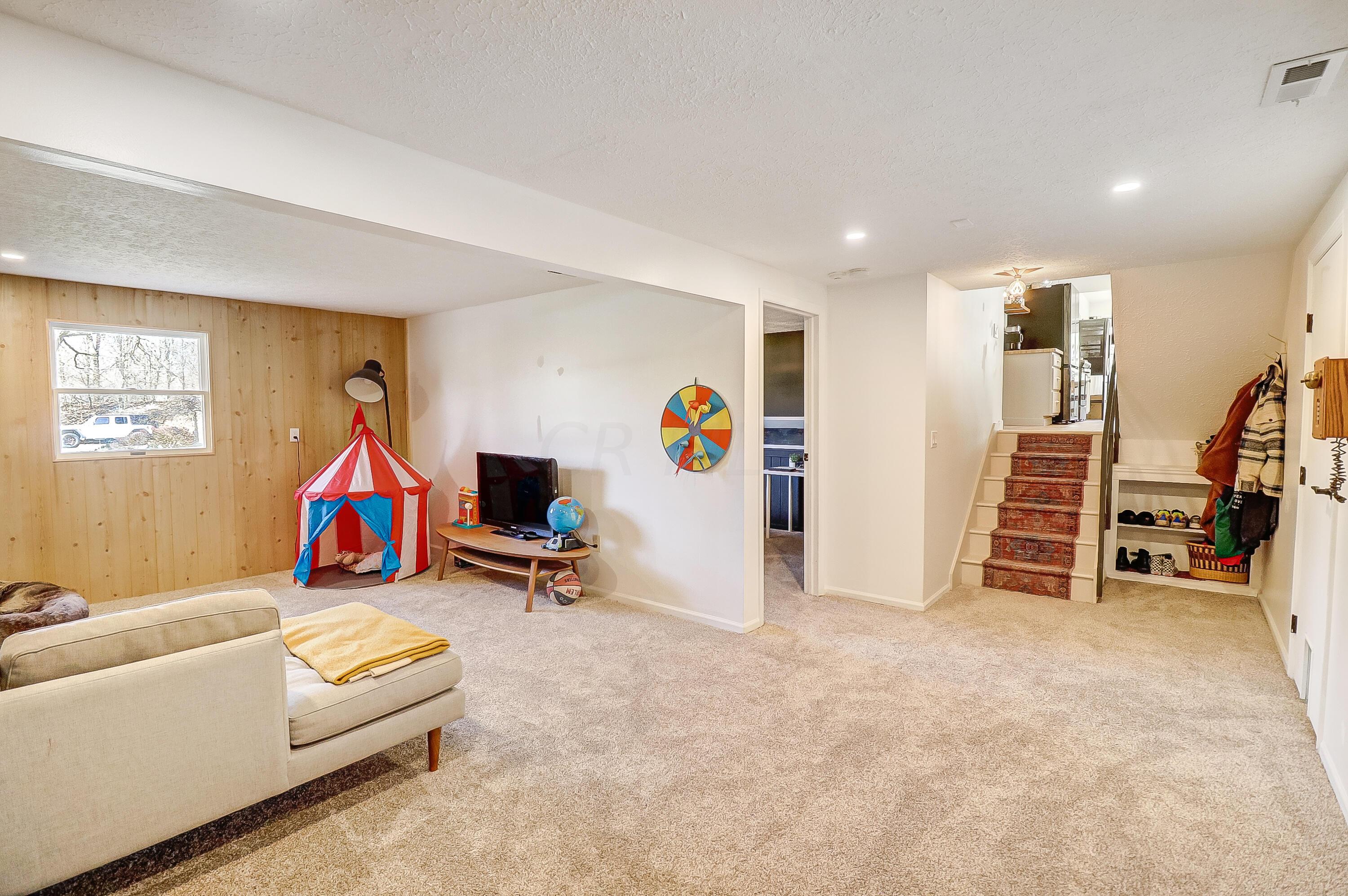 7220 Cubbage Road Westerville, OH 43081 - Photo 36 of 51 037