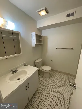 $1,600 | 175 Parker Avenue, Unit B, Philadelphia, PA 19128