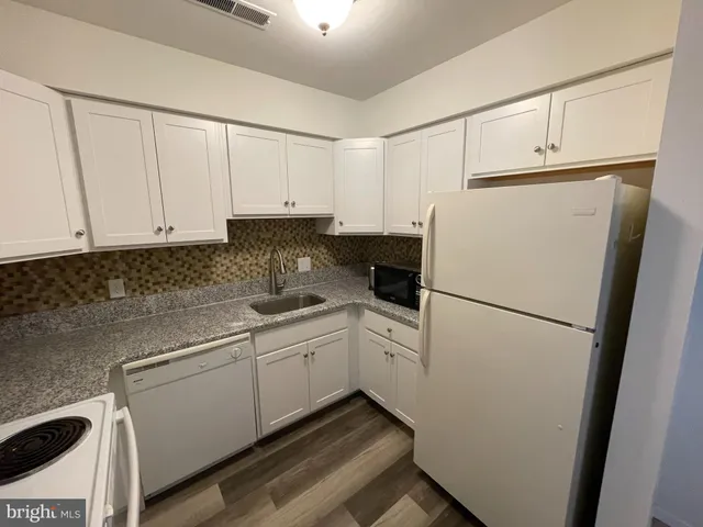 $1,600 | 175 Parker Avenue, Unit B, Philadelphia, PA 19128
