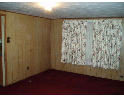 43 Van Norden Road Reading, MA 01867 - Photo 7 of 7 Gallery Image 7
