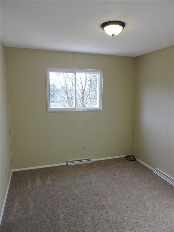 809 Sunset Drive Butler, PA 16001 - Photo 14 of 21 Bedroom 3