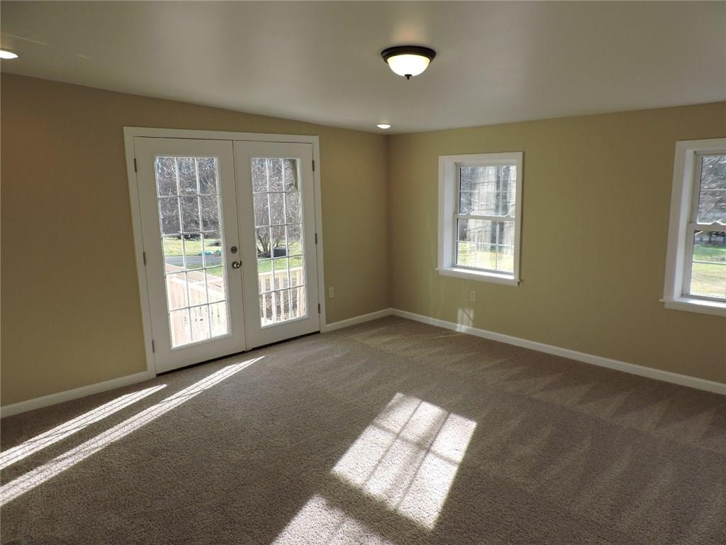 809 Sunset Drive Butler, PA 16001 - Photo 10 of 21 Family Room