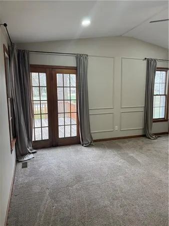 $325,000 | 727 North Leonard Street, Girard, KS 66743