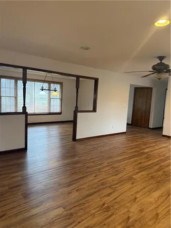 $325,000 | 727 North Leonard Street, Girard, KS 66743