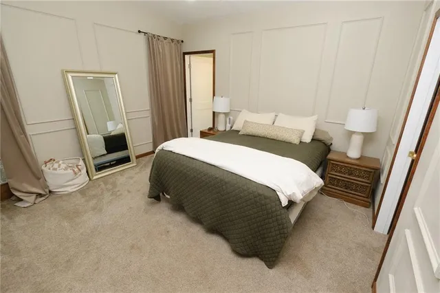 $340,000 | 727 North Leonard Street, Girard, KS 66743