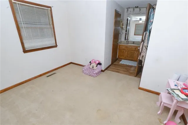 $340,000 | 727 North Leonard Street, Girard, KS 66743