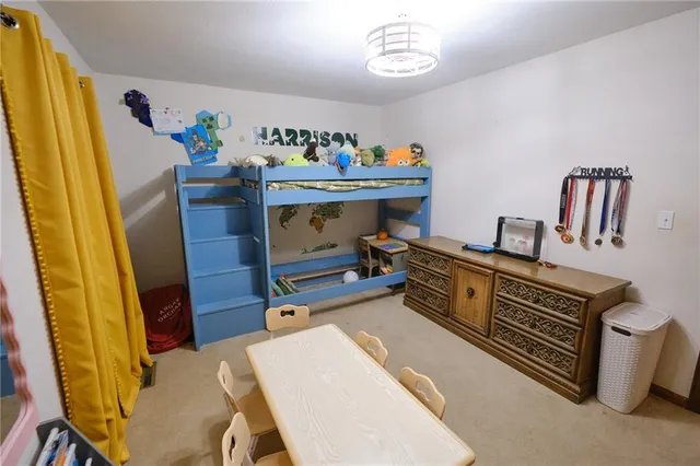 $340,000 | 727 North Leonard Street, Girard, KS 66743