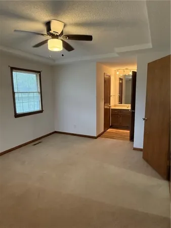 $325,000 | 727 North Leonard Street, Girard, KS 66743