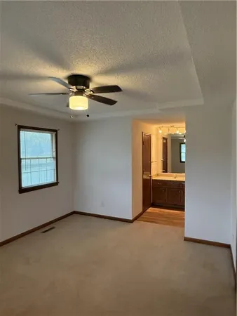 $325,000 | 727 North Leonard Street, Girard, KS 66743