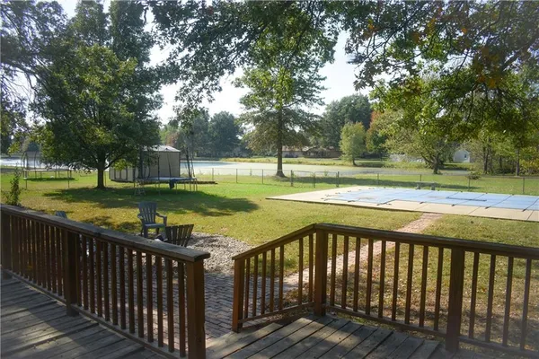 $325,000 | 727 North Leonard Street, Girard, KS 66743