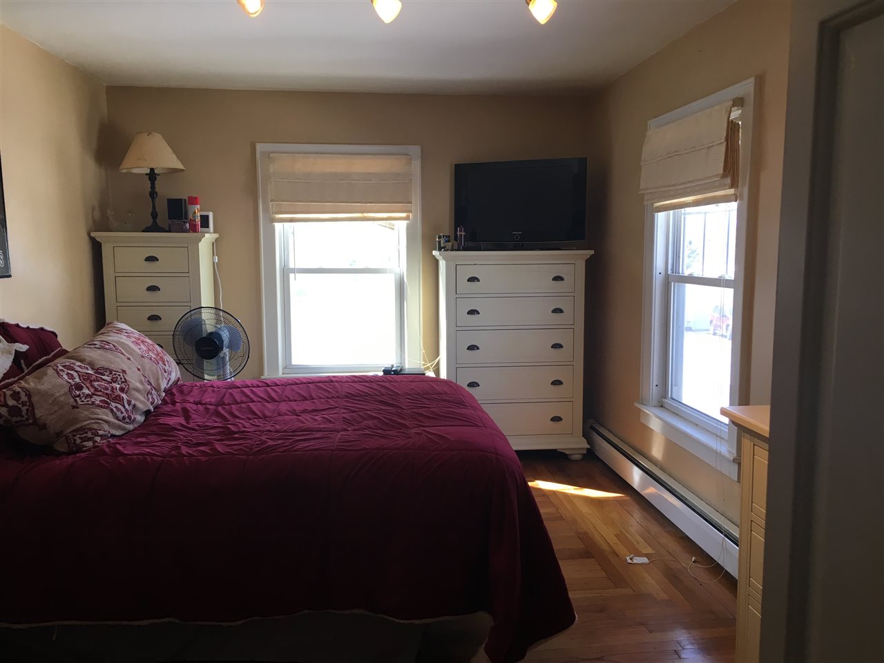 131 Mammoth Road Hooksett, NH 03106 - Photo 10 of 12