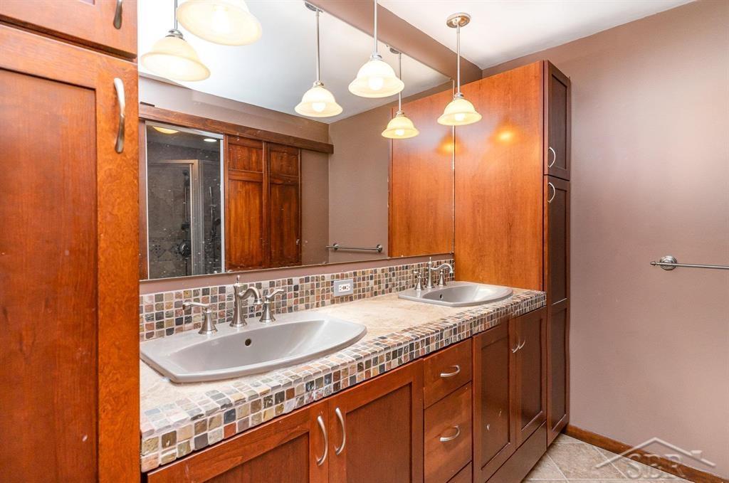 808 West Sugnet Road Midland, MI 48640 - Photo 32 of 48 Gallery Image 32