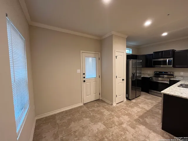 $1,495 | 6411 Luglio Lane, Unit 101, San Antonio, TX 78233
