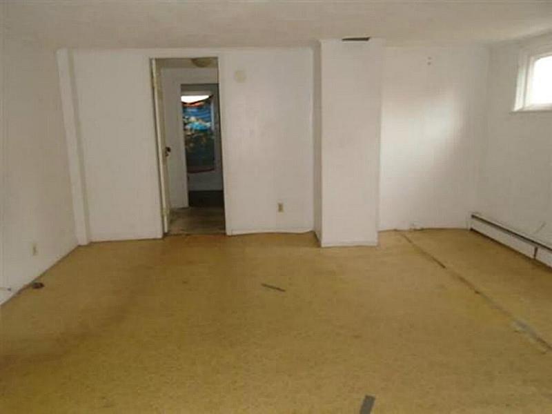 2856 West Shore Road Warwick, RI 02889 - Photo 2 of 10 Other.